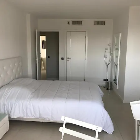 Seaview Penthouse アパート *